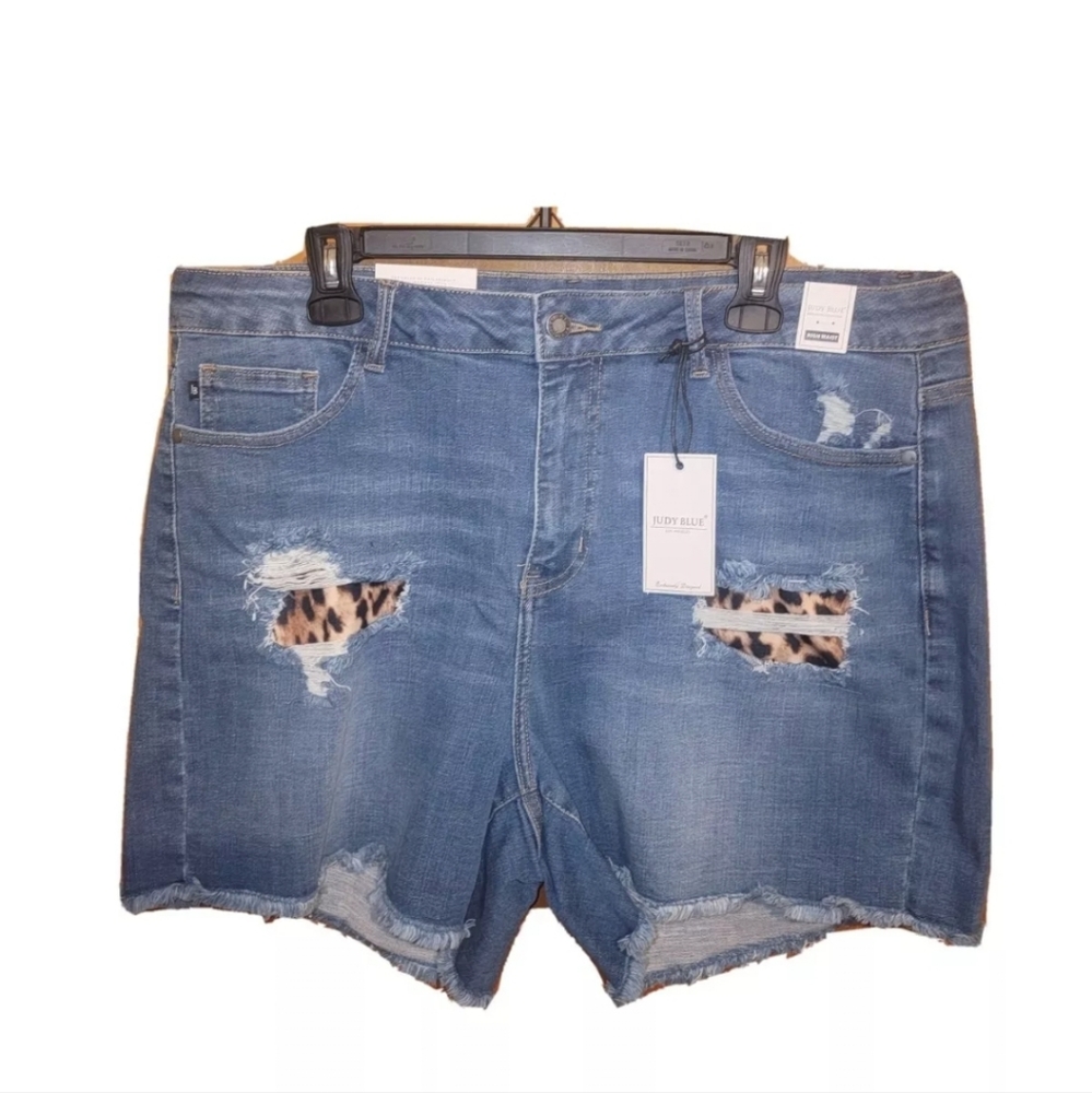 Judy Blue Womens High-Waisted Leopard Patch Distressed Denim Shorts 3XL